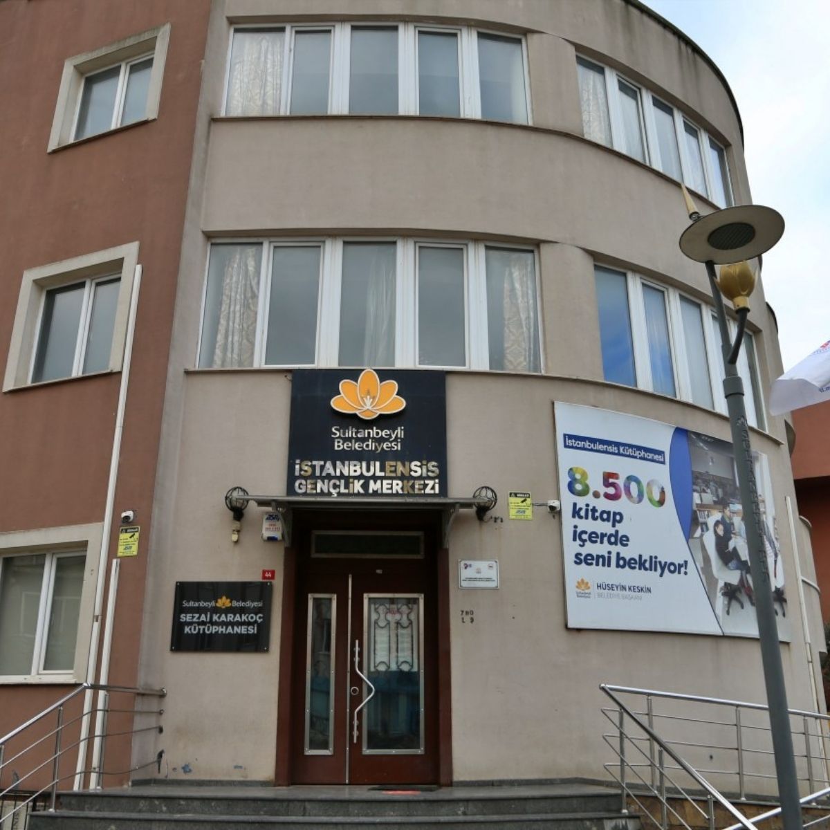 İstanbulensis Gençlik Merkezi